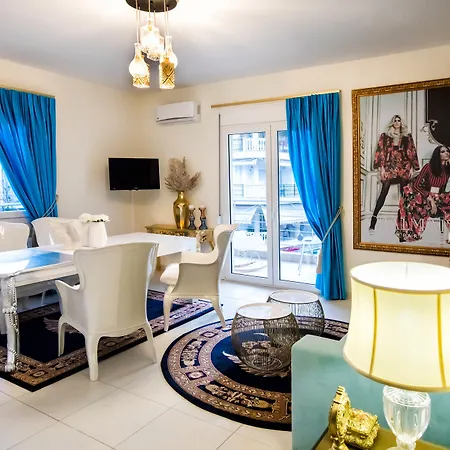 Deluxe Apartments - Parking , Central Suites Appartamento *