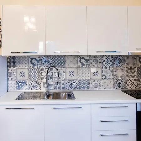 Deluxe - Free Parking