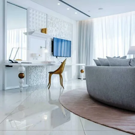 Appartamento Deluxe Apartments - Parking , Central Suites *